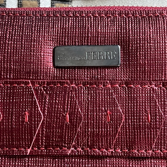 Gianfranco Ferre Metallic Red Leather Wallet - Picture 2 of 9